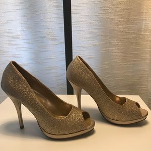 Champagne / Gold Glitter Peep Toe Heel